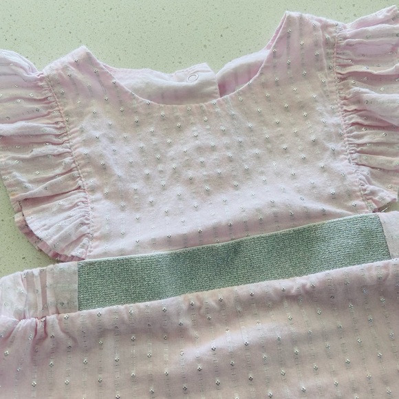 Cat & Jack Light Pink Shimmer Romper Size 12 months - Picture 4 of 9